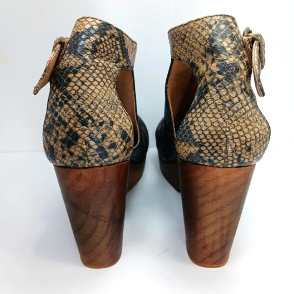 FREE PEOPLE Amber Orchard Black & Reptile Platform Ankle Open Clog Bootie EUC - Picture 12 of 16